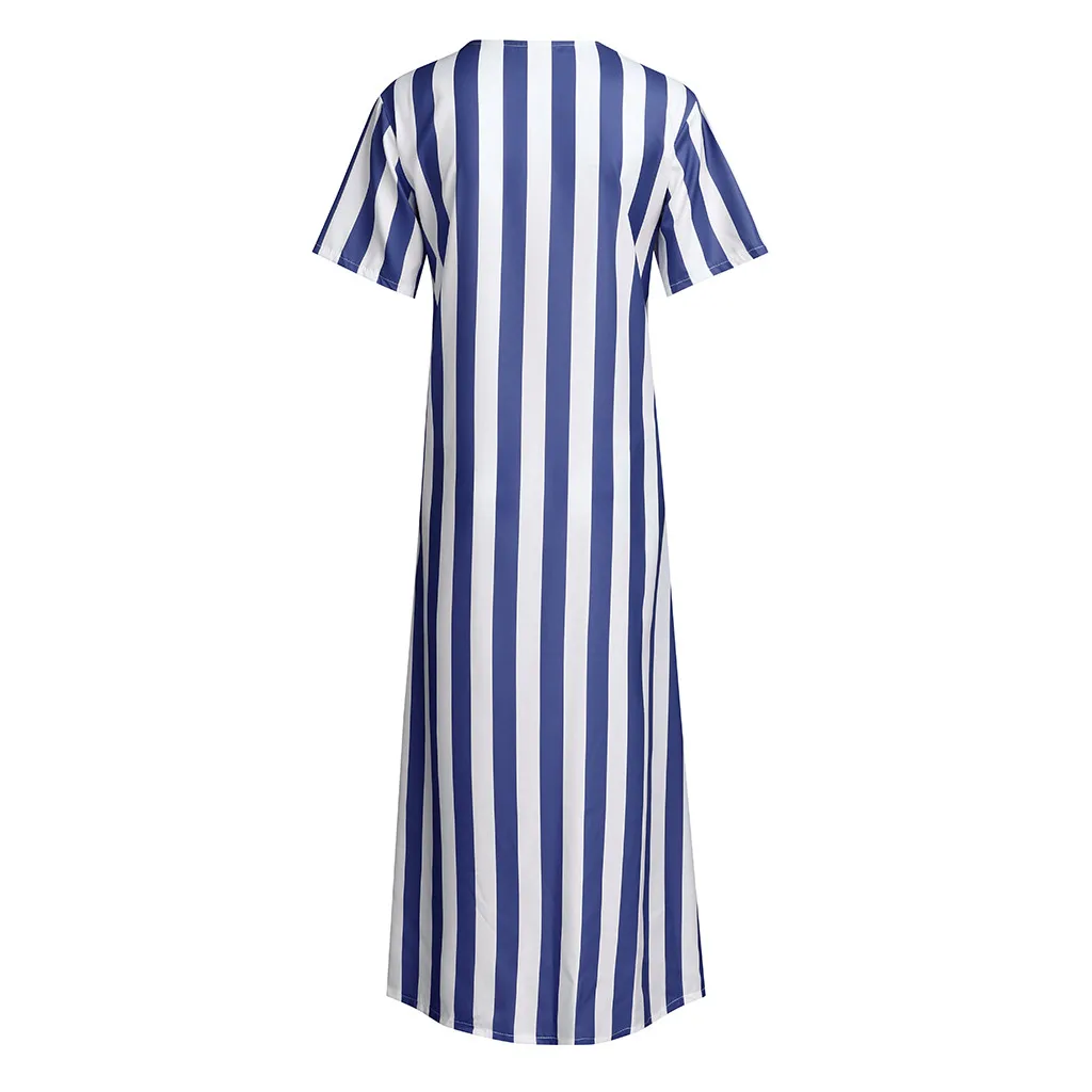 Женское платье с коротким рукавом и оборками летнее глубоким v-образным вырезом