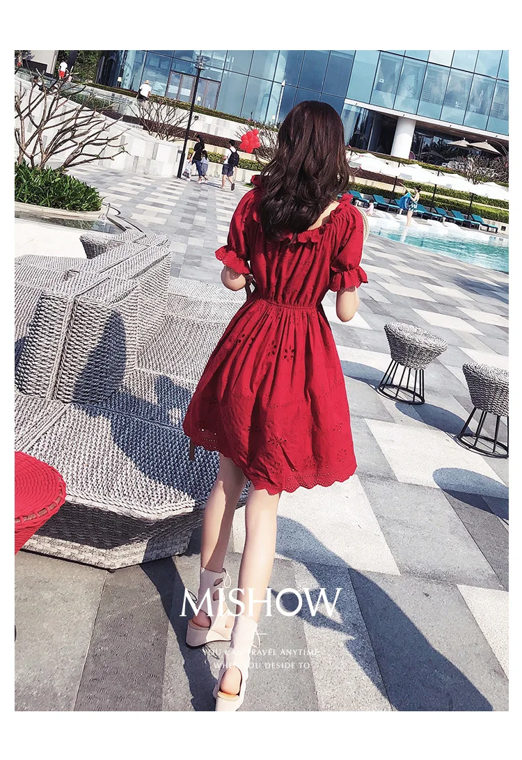 Mishow Платье женское с перфорацией MX18B1240