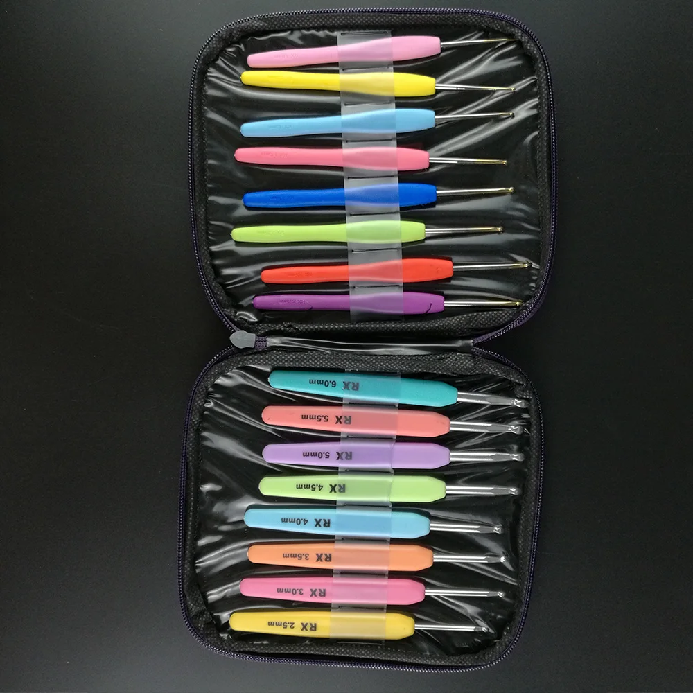 

16PCS Crochet Hooks Yarn Knitting Needles Set Plastic Handle and Alumina Crochet Hooks Needle Yarn Knitting Craft Case Set Kit