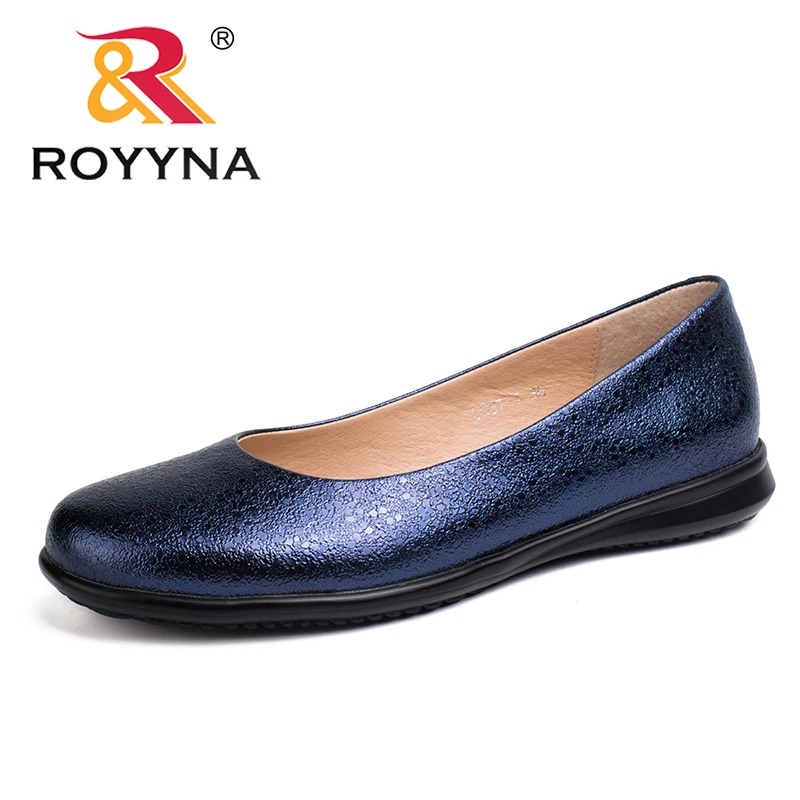 ROYYNA Hot Style Women Flats Round Toe Women Loafers Metal Color Material Female Shoes Light Soft PU Out Soles Ladies Shoes