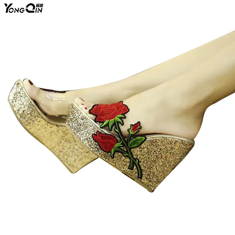 Новинка 2017 года розовые женские сандалии Модные прозрачные туфли лодочки на