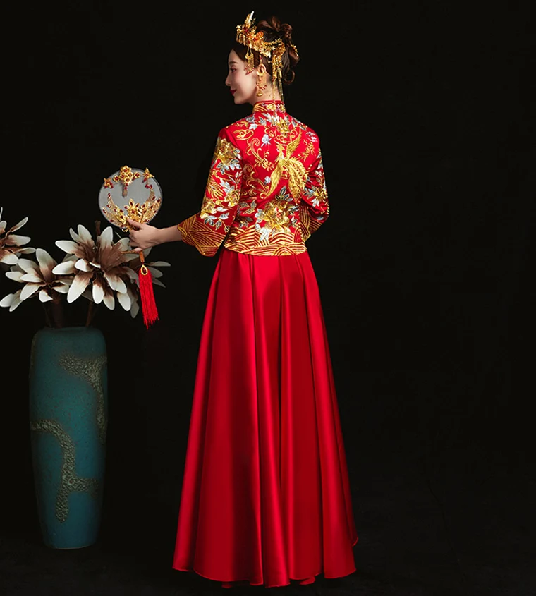 Красное традиционное китайское свадебное платье cheongsam с вышивкой вечернее для