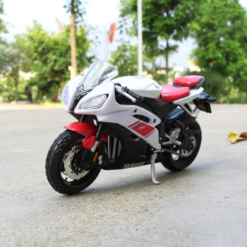 1:18 весы Maisto YAMAHA гоночные автомобили для мотоцикла мини модели автомобилей