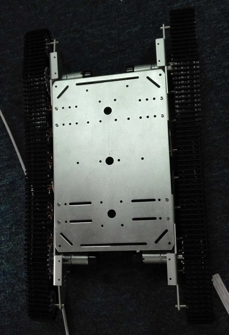 Doit T800 серебряный сплав DIY Танк шасси с 4 моторами Robbot шасси большой размер