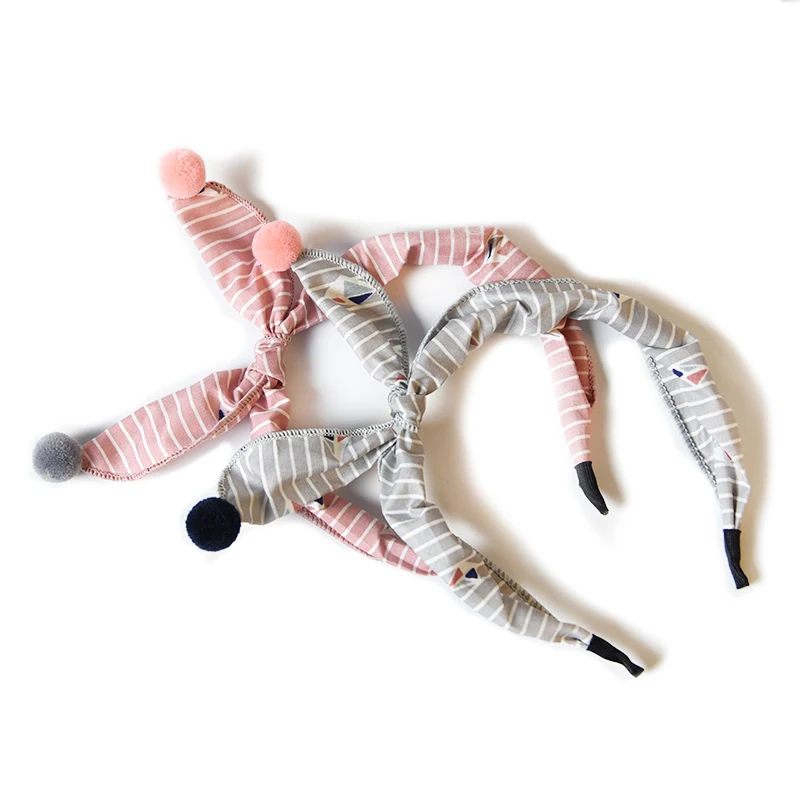 Платье с цветочным узором полосками бантом и пышной юбкой для маленьких девочек