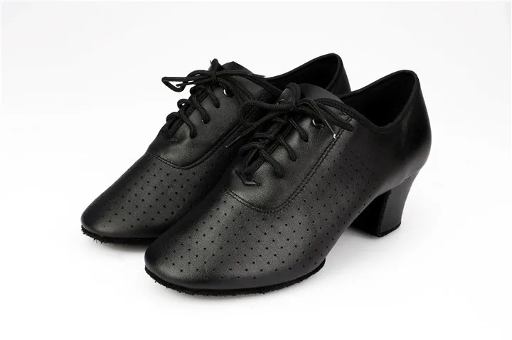 Туфли женские для танцев натуральная кожа с кружевом прорезями