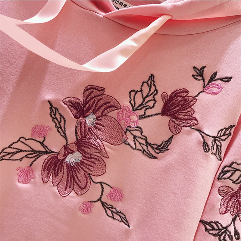 

OllyMurs 2018 New Vintage Casual Hooded Hoodies Autumn Winter Flower Embroidered Women Thin Sweatshirts Pullover Famele Tops