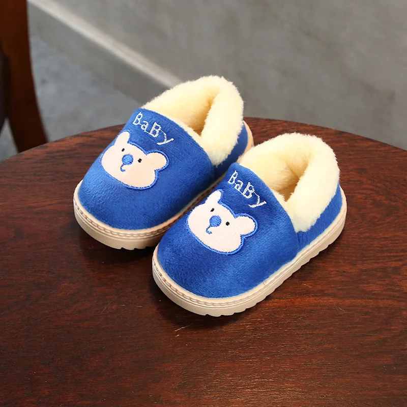 Зимние детские тапочки для мальчиков и девочек, домашние тапочки с милым мультяшным медведем, хлопковая обувь, теплая Домашняя нескользящая обувь на мягкой подошве