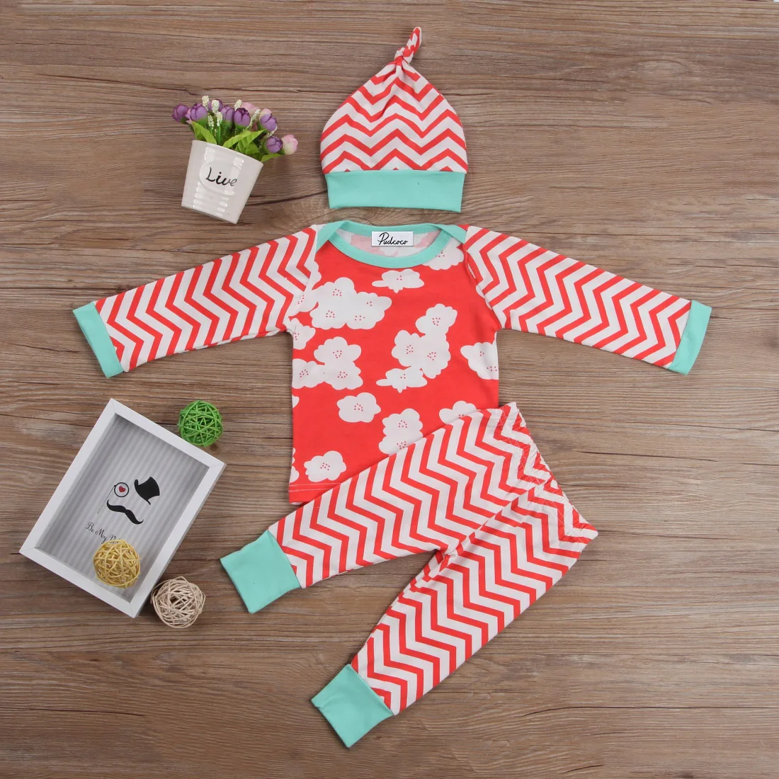 Комплект одежды для малышей с принтом облаков и волн Одежда новорожденных