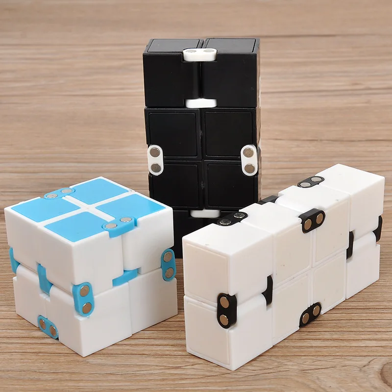 Пятно неограниченное Magic Cube флип карман магический куб бесконечное блок творческий декомпрессии игрушки для детей 3d Puzzle почтой