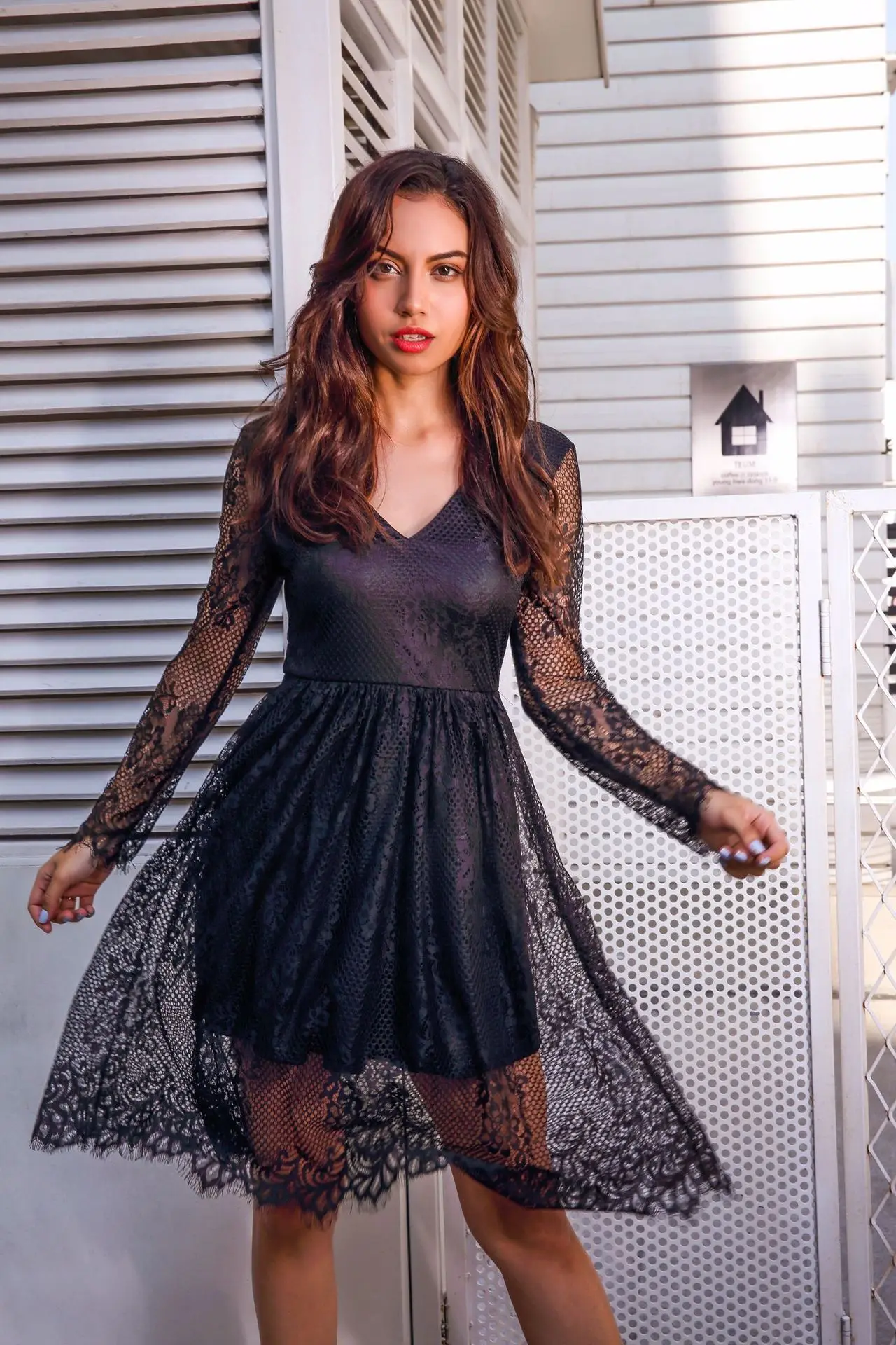 Сексуальное прозрачное кружевное платье с V образным вырезом элегантные женские