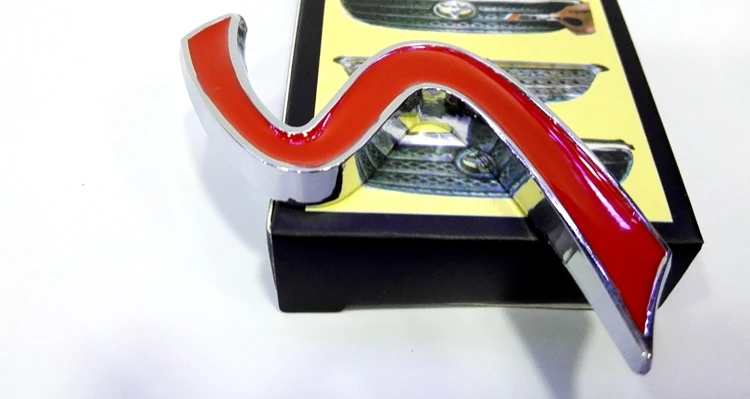 Металлическая S Автомобильная головка эмлема на передней решетке гриль Логотип