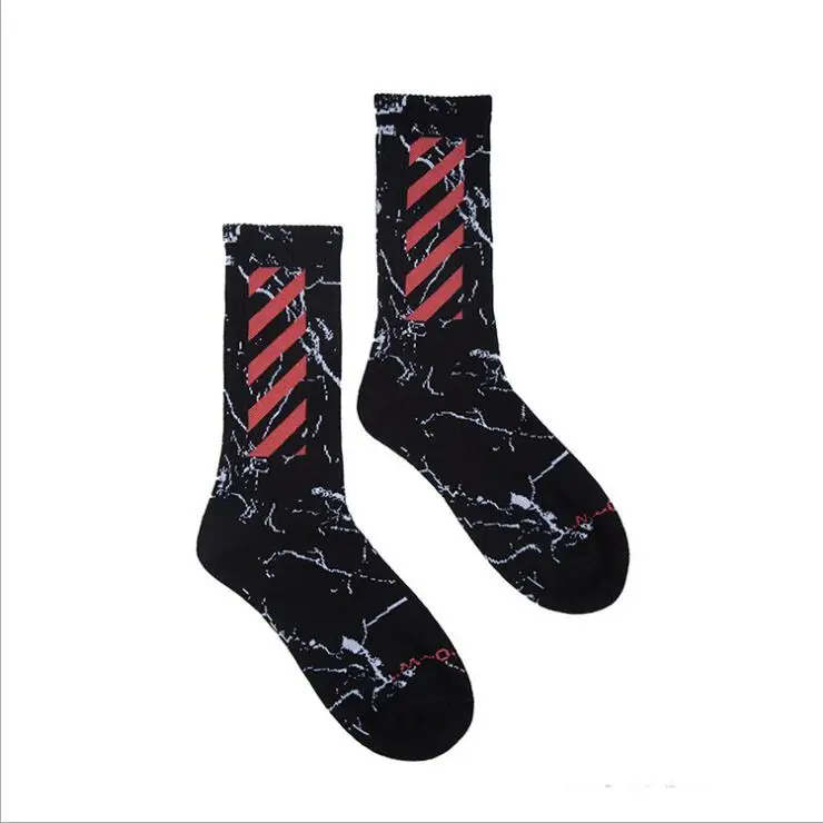 New Harajuku Cotton Socks Diagonal Stripe Men And Women Dancing Street Skateboard Style Hip Hop 3 Colors Socks - Цвет: red stripes