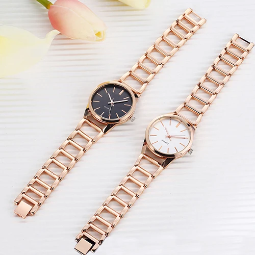 

Women's Fashion Round Case Stainless Steel Hollow Band Analog Quartz Wrist Watch