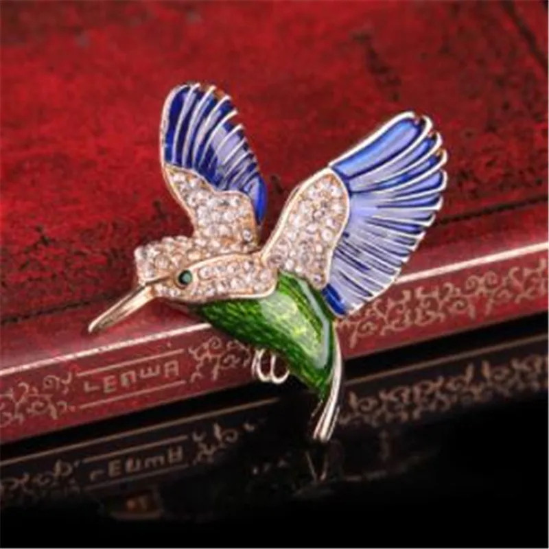 WKOUD Новый стиль Птицы чешские камни колибри Броши для женщин милая маленькая