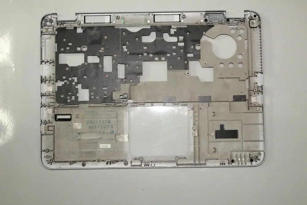 

Used PALMREST W/O TOUCHPAD for HP LITEBOOK 820 G3 821692-001