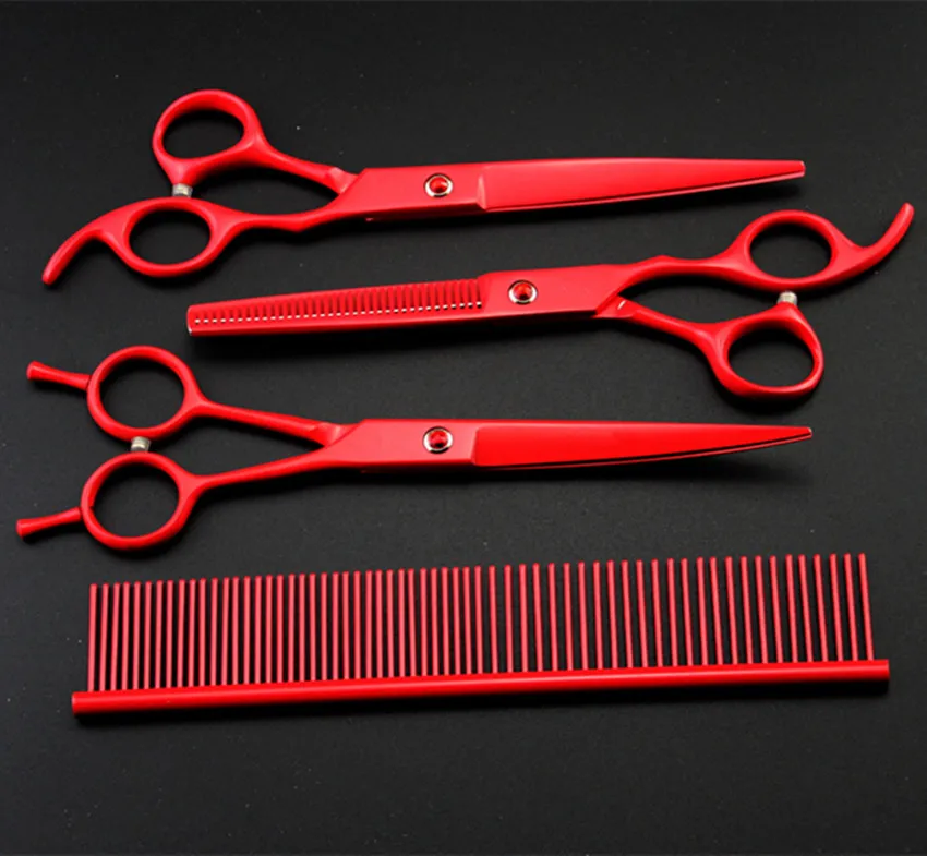 расческа для филировки. парикмахерские ножницы. расчёска ножницы для волос. ножницы расческа парикмахерская филировка. руки парикмахера с ножницами и с расческой.