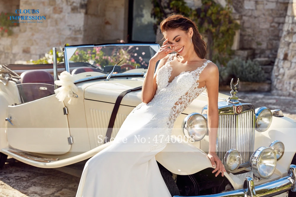 Sexy 2019 Mermaid Wedding Dress Appliques Beading V neck Button Lace Crystal Vestige De Noiva Bridal | Свадьбы и торжества