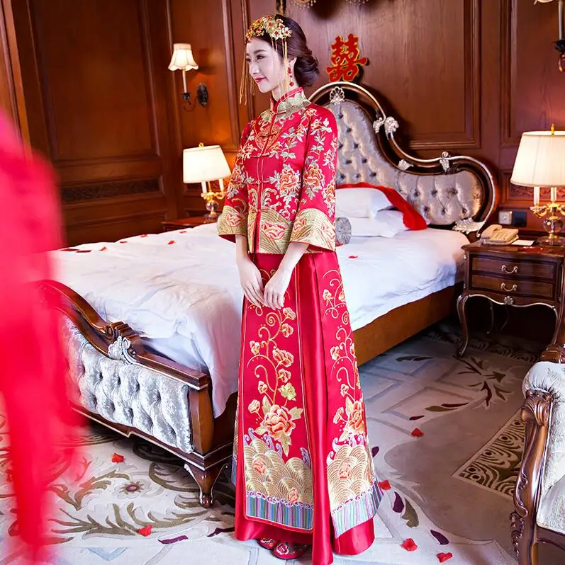 Женское винтажное платье Ципао Красное длинное свадебное с вышивкой за рубежом