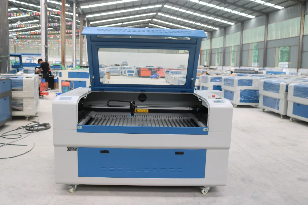 Фото Китай 1300*900 мм лазерный станок для резки ткани machine cutting machine machinemachine laser Китай 1300*900 мм лазерный станок для резки ткани machine cutting machine machinemachine laser