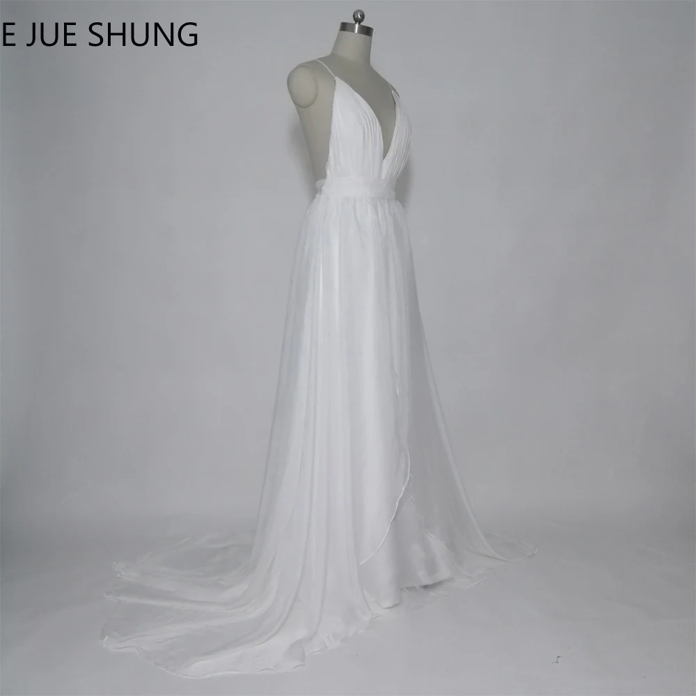 

E JUE SHUNG White Chiffon Sexy Backless Boho Wedding Dresses 2018 V-neck Spaghetti Straps Beach Bridal Dress robe de soiree