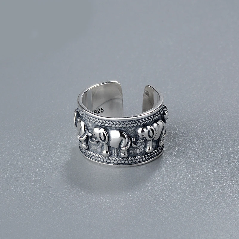 Женское Винтажное кольцо в виде слона серебристого цвета | Украшения и