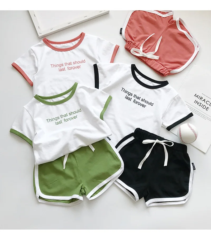 Детская Костюмы с принтом букв одежда для маленьких девочек Футболки + шорты 2