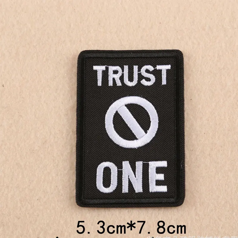 Нашивки с вышивкой черепа кота для одежды наклейка утюгом езды на мотоцикле в