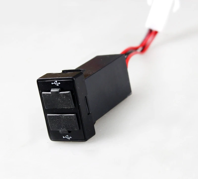 Black Для Toyota RAV4- высококачественный USB интерфейс заглушка на дно автомобильный Стайлинг модификация украшения автомобильные аксессуары - Цвет: Black