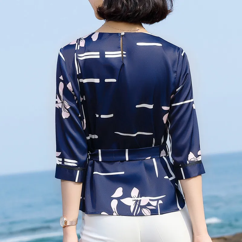 Блузка женская офисная с о вырезом коротким рукавом и бантом 2019| |