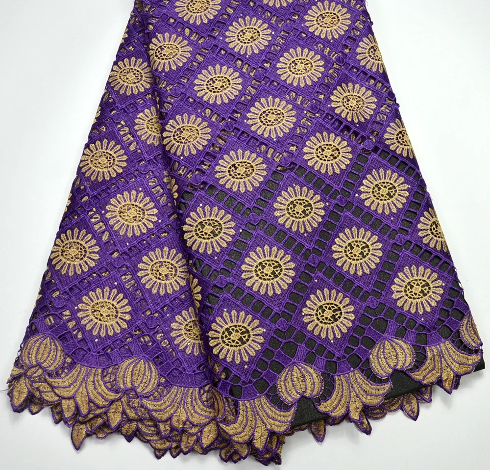 

Последние 100% высокое качество фиолетовый + золотой гипюр африканская Свадебная Кружевная Ткань 5 ярдов для мужчин