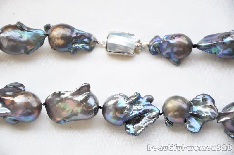 

Z5417 Rare HUGE 33mm black baroque keshi Reborn necklace