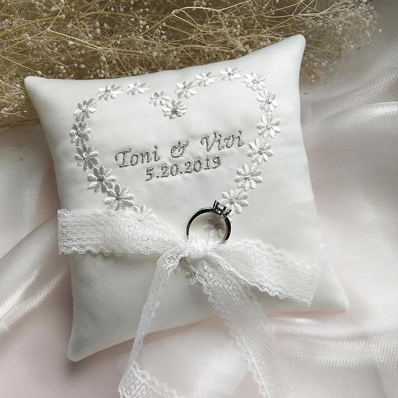 

Customized wedding Ring Pillow Party Decoration Cushion Embroidered word Names and dates Pillows Valentine Day Festive Decor