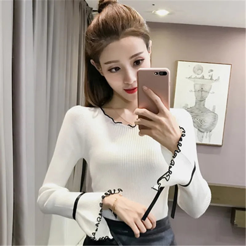 Зимний свитер модный новинка 2018 Женский вязаный пуловер с длинным Расклешенным