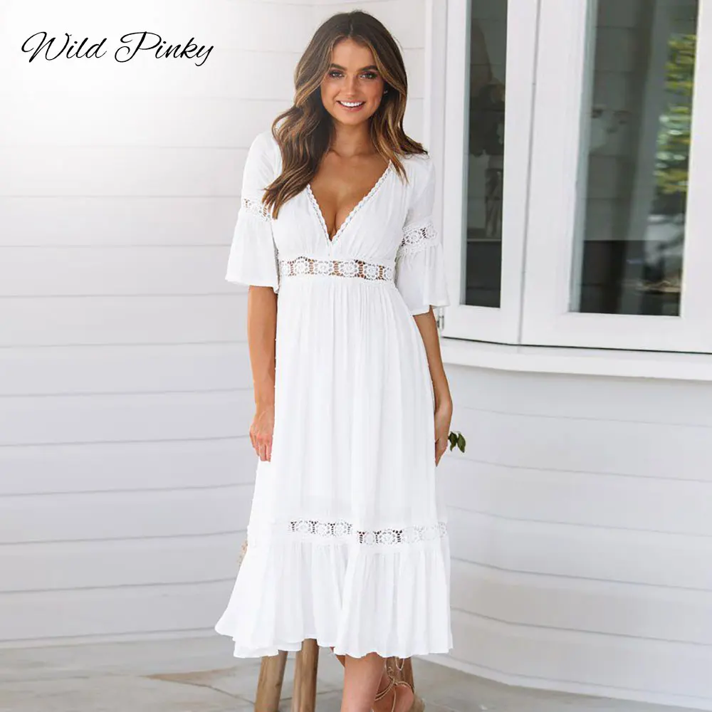 Белый WildPinky New White Lace Up Long Sexy Dress Women Summer V-neck Hollow Out Party Bohemian Dress Casual Feminino Dresses Vestidos - Цвет: Белый
