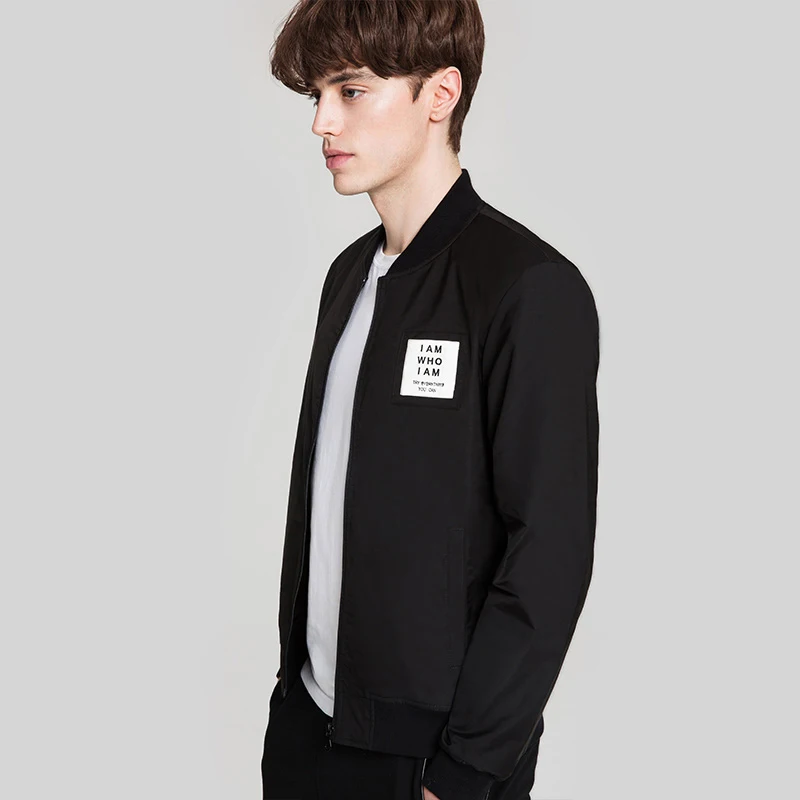 Мужская куртка бомбер без рукавов плотная теплая приталенная на хлопковом