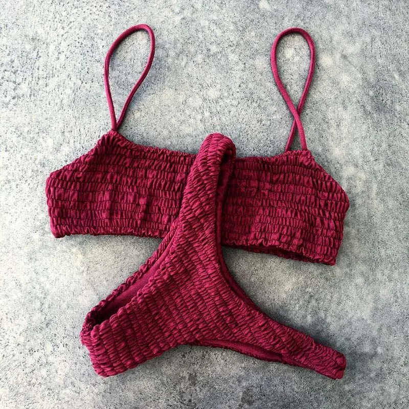 Female Sexy Bikini Halter Top Split Swimsuit Knitted Style Swimwear Girl Bathing Dress Summer Beachwear Low Waist SCL438 | Женская