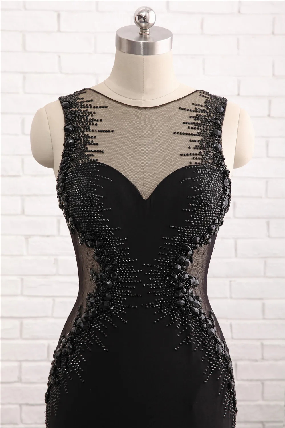 Женское вечернее платье русалка Черное длинное прозрачное с бусинами и