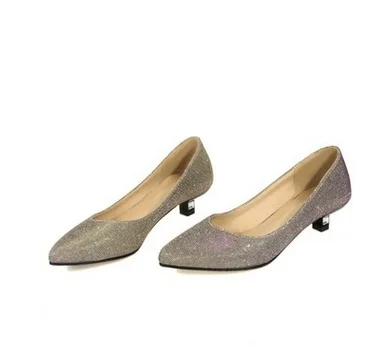 Женские туфли на тонком высоком каблуке с острым носком в стиле ретро размера