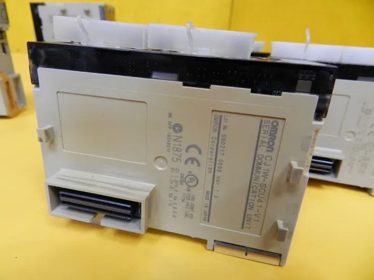 OM RON PLC CJ1W SCU41 V1 SCU31 SCU21 PD025 PA205R (новый оригинальный) 100% новый с гарантией на один