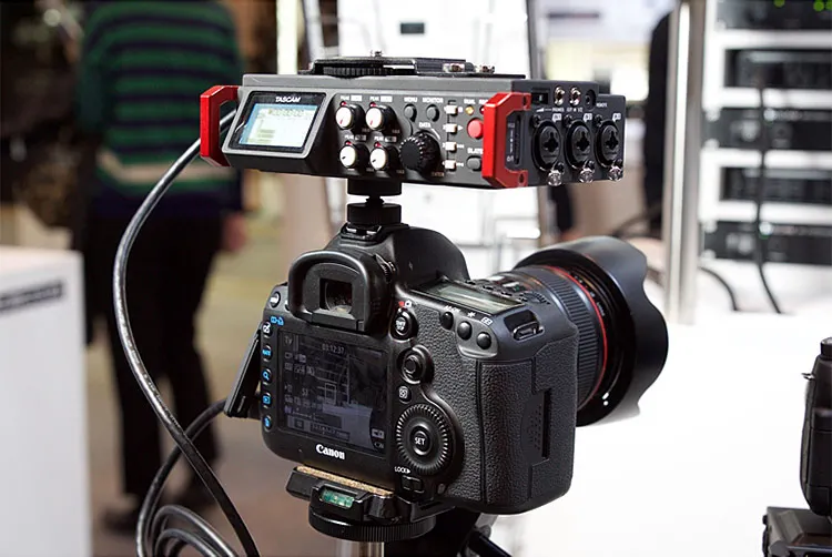 TASCAM DR-701D линейный PCM рекордер/микшер 6-гусеничный аудиорегистратор для DSLR-камеры