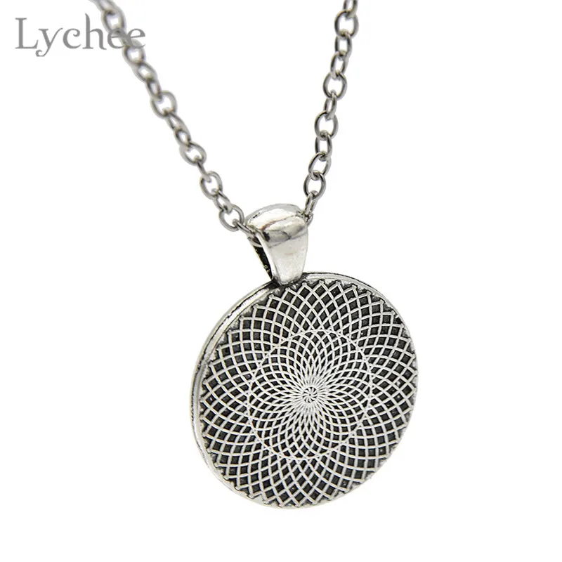 Lychee Трендовое ожерелье из сплава с принтом букв и сердца кабошон черный/белый фон