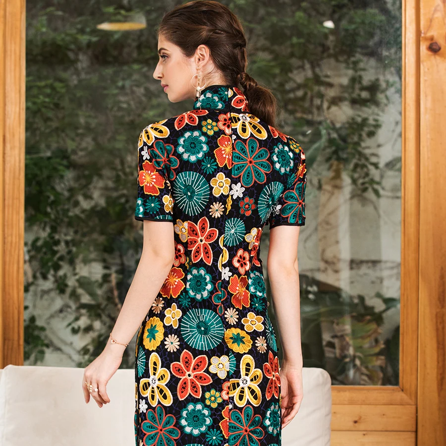 

AELESEEN Vintage Elegant Dresses 2021 Summer Fashion Short Sleeve Luxuries Full Flower Embroidery Slim Midi Calf Split Cheongsam