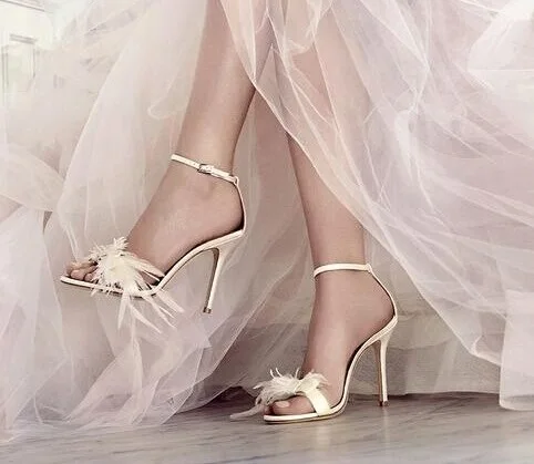 

Newest Hot Selling Solid White Feathers Round Toe High Heel Sandals Women Cut-out Ankle Buckle Strap Wedding Shoes Free Ship