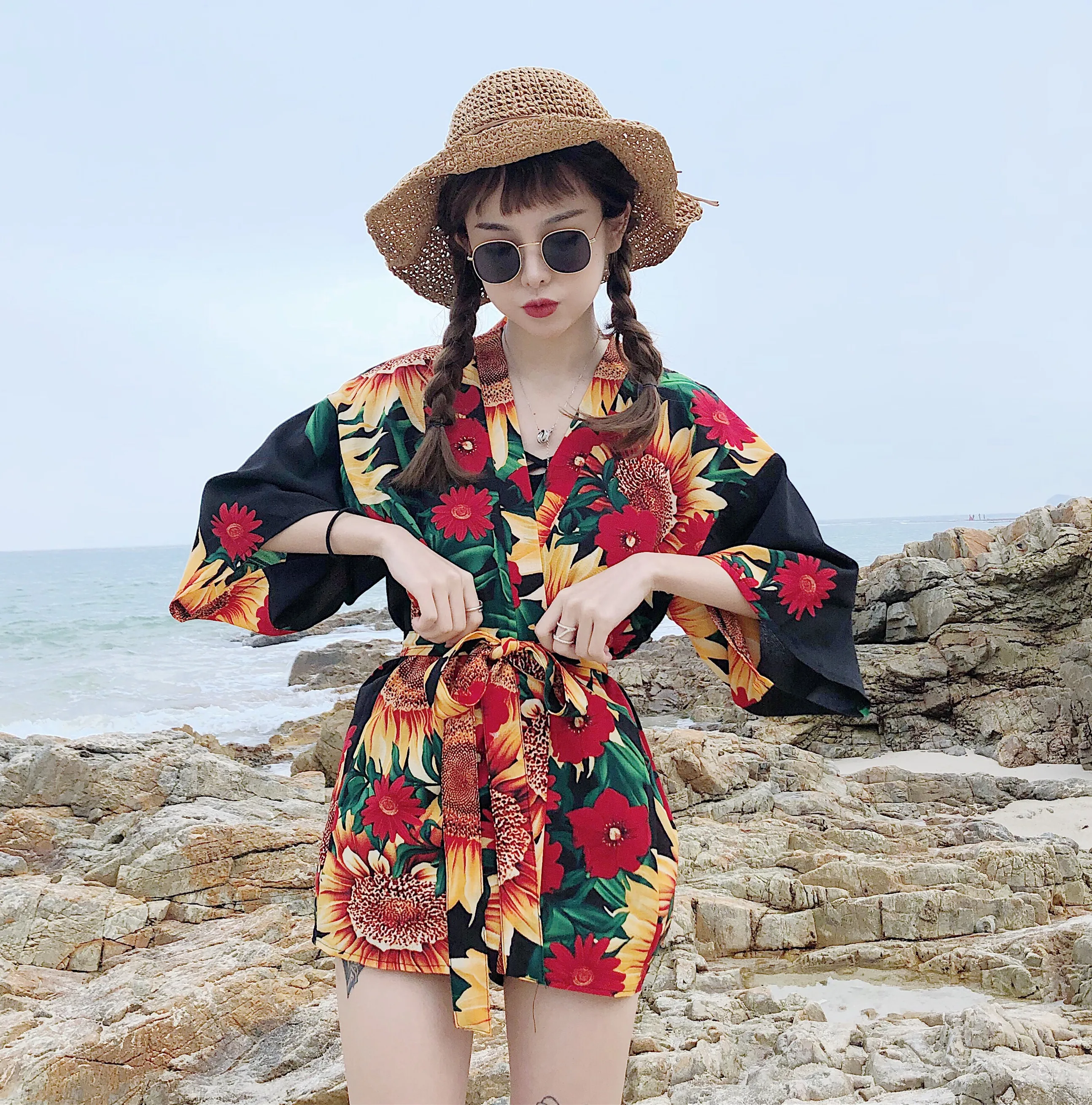 Korobov Korean Beach Women Blouses Summer Sunscreen Sunflower Print Kimono Cardigan Shirts Japanese Chimono Oversize Tops 77991 |