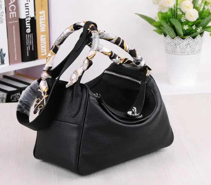 Black 30cm Новая женская сумка из натуральной кожи, шикарные женские сумки через плечо,, известный бренд, дизайнерские женские сумки через плечо, сумка через плечо, A0092 - Цвет: Black 30cm