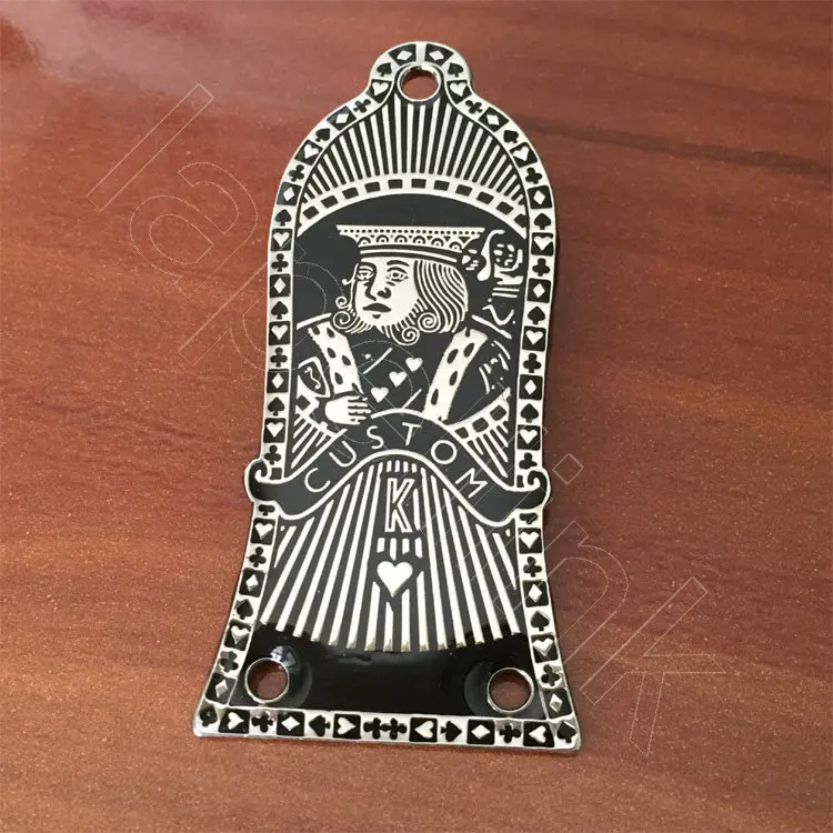 Позолоченные бейджи с логотипом в виде головы орла индивидуальными буквами и