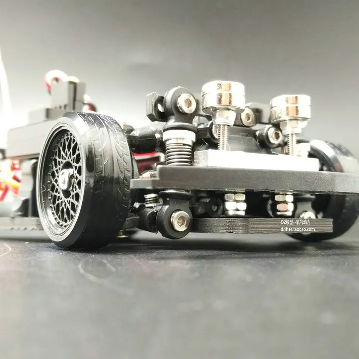 MINI-D1/28RC 4 полный привод AWD задний привод задний дрейф гоночный автомобиль дистанционного Управление на педальной тяге, и электрические комаров автомобиля