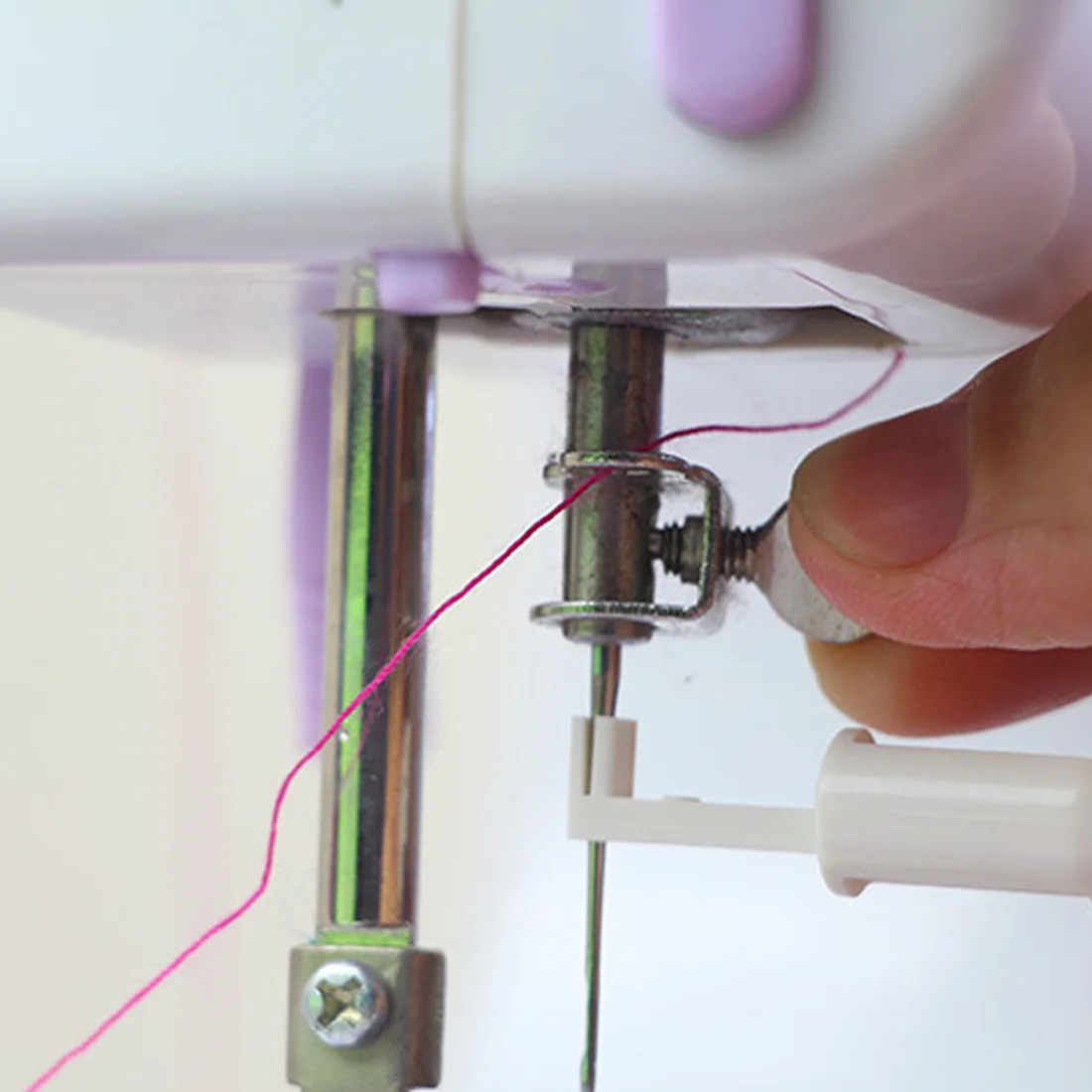 Новый популярный бренд нарезчик игл аппликатор встраиваемая ручка нить для