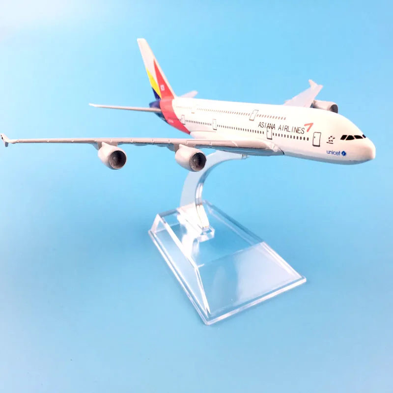 Модель самолета ASIANA AIRLINES 16 см Игрушечная модель подарок на день рождения |